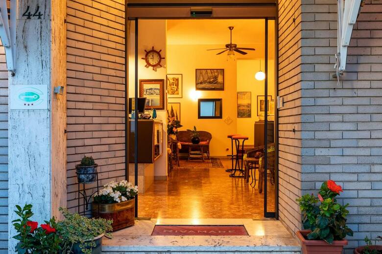 Hotel Rivamare