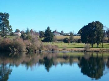 Hostal Lake Maraetai Lodge