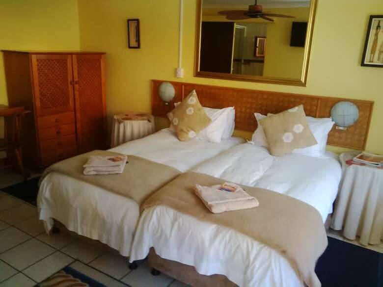 Hostal Flintstones Guest House Durban