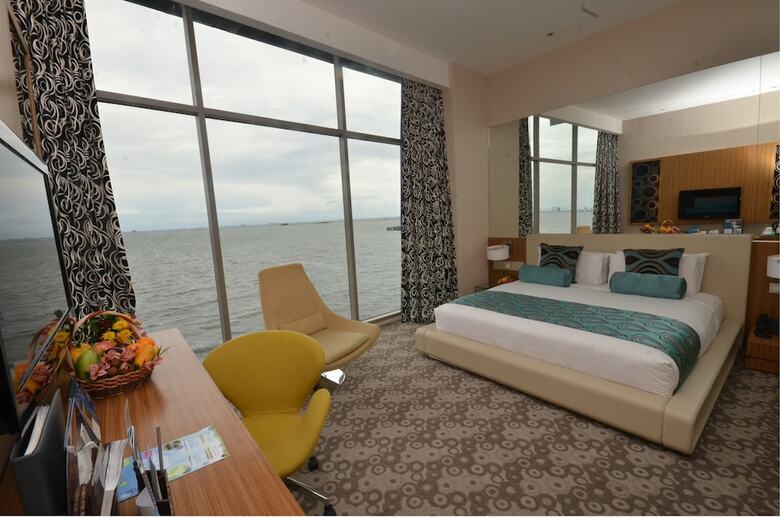 Hotel H2o