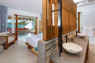Hotel Nonsuch Bay Resort