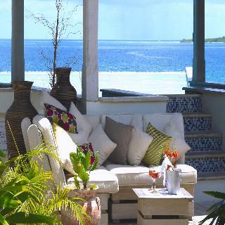 Hotel Nonsuch Bay Resort