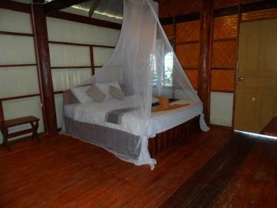 Jungle Hill Beach Bungalow