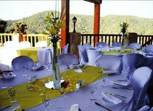 Demetriou Paradisos Hills Hotel