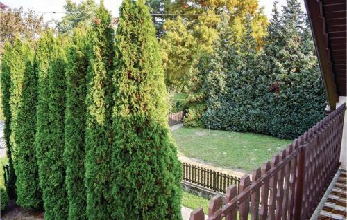 Holiday Home Almos U.-balatonber�ny