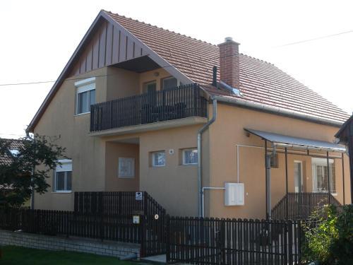 Apartment Balatonbereny 3