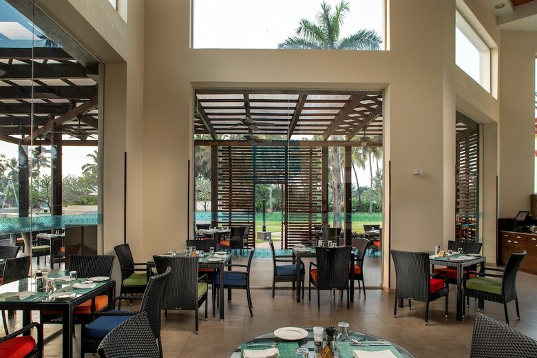 Hotel Kenilworth Resort & Spa,goa
