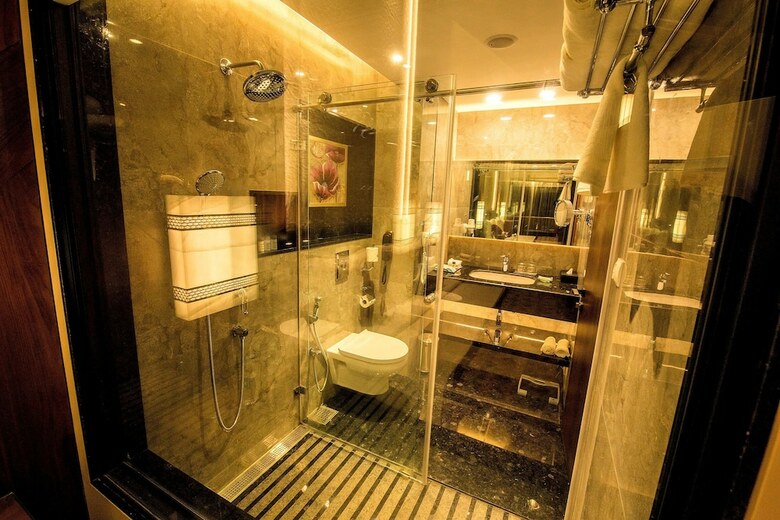 Hotel Kenilworth Resort & Spa,goa