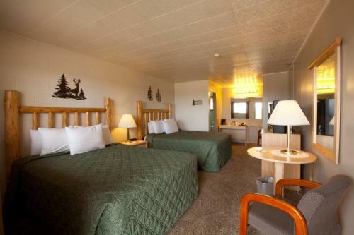 Hotel Flaming Gorge Resort