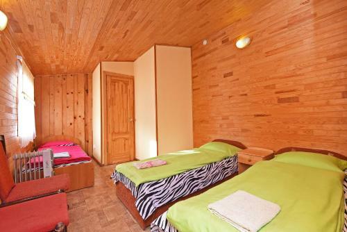 Hostal Viesu Nams Dzirkali