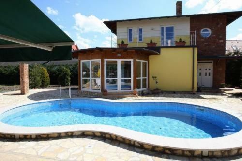 Hostal Gasthaus Jo�-wellness Pension