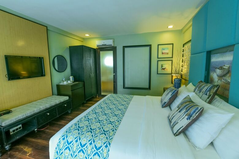 Hotel Tugawe Cove Resort