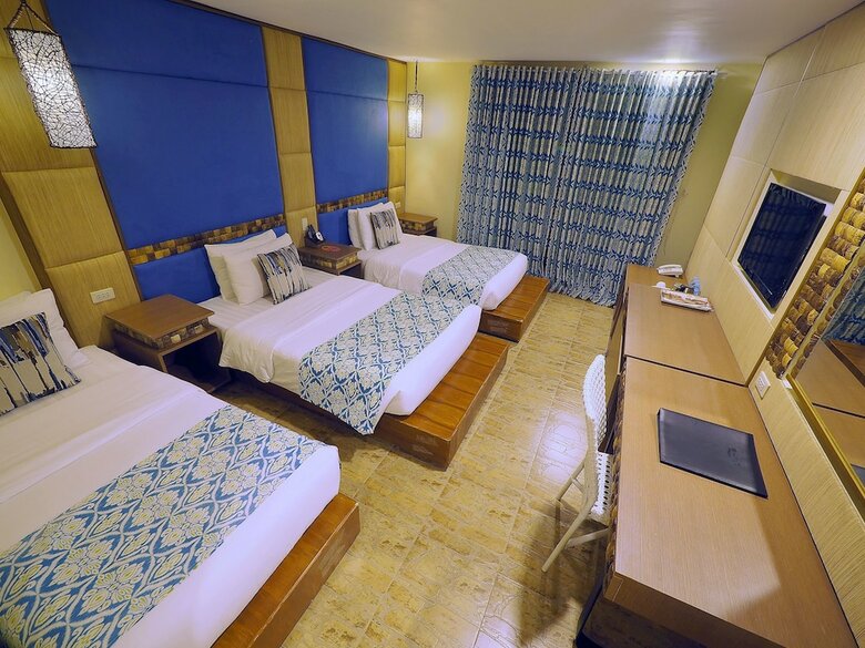 Hotel Tugawe Cove Resort