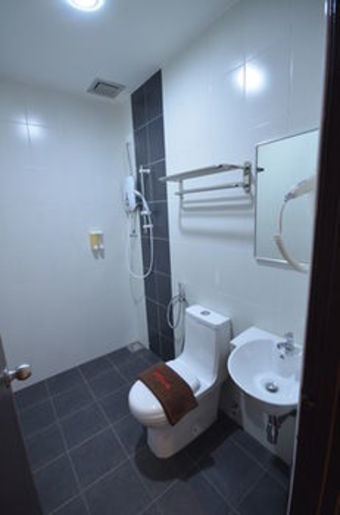 Ast Hotel