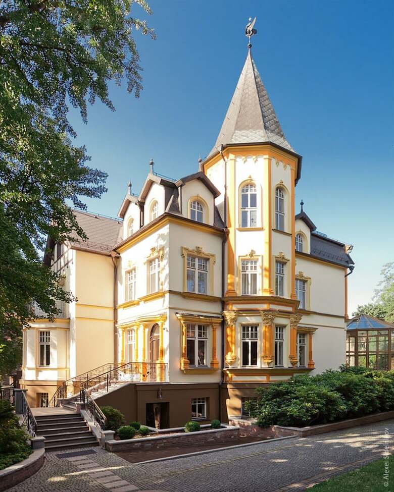 Grape Hotel