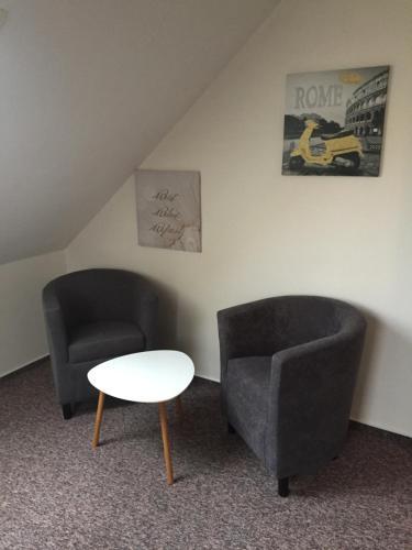 Hostal Penzion Ema B&B