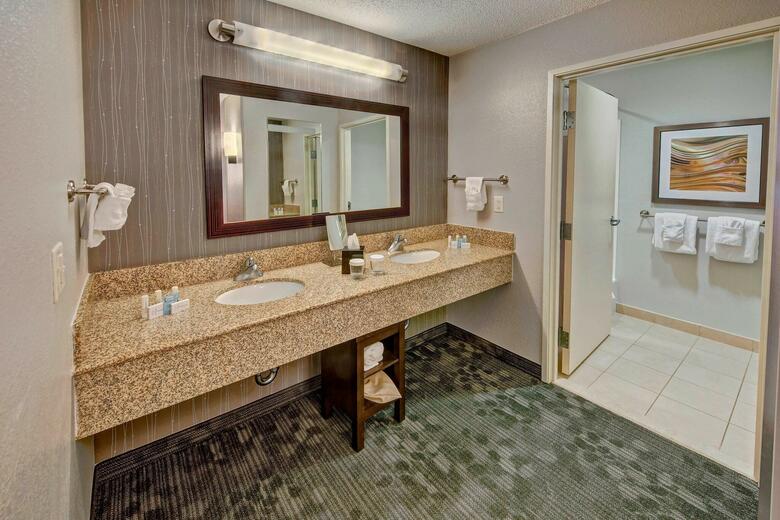 Hotel Courtyard By Marriott Alexandria