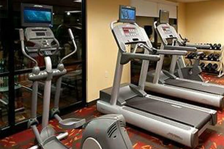 Hotel Courtyard By Marriott Alexandria