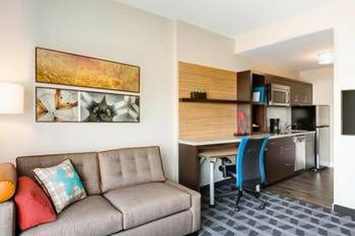 Hotel Courtyard By Marriott Alexandria