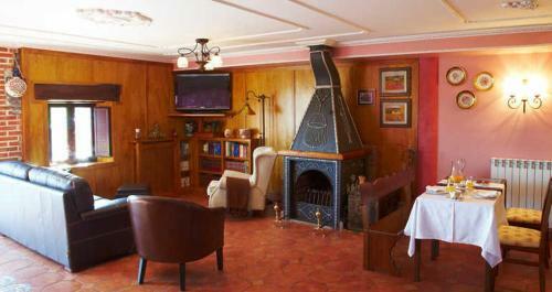 Agroturismo Posada Casa Rural Azaga