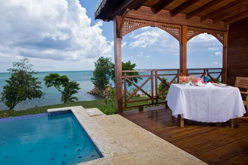 Hotel Calabash Cove Resort And Spa - Adults Only