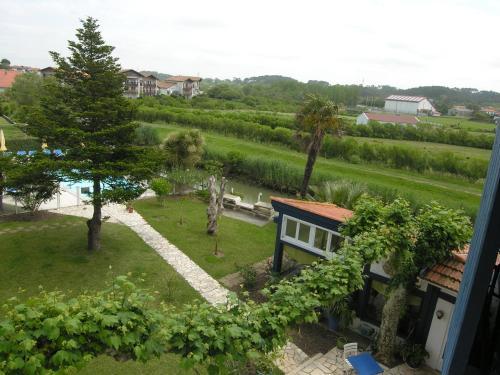 Abaca Ypua Hotel Restaurant