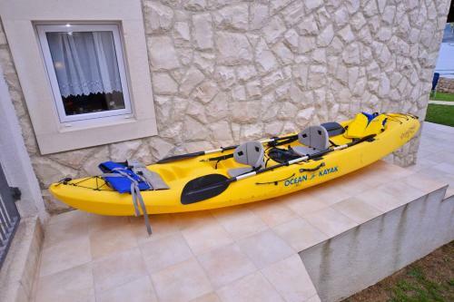 Hostal Holiday Home Fiola