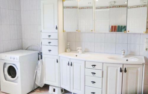 Holiday Home Landsborgsv�gen Borgholm