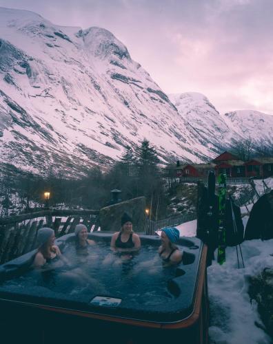 Lunde Turiststasjon