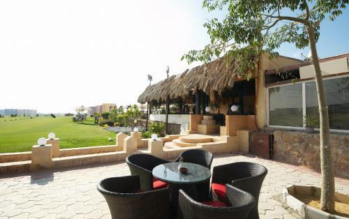 Porto Holidays Golf Deluxe Apartments
