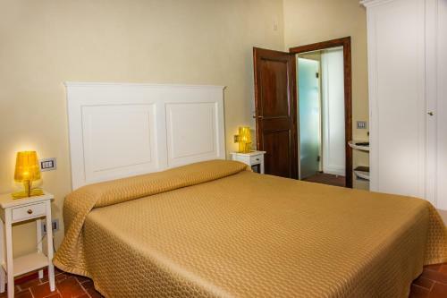 Hostal Castello Di Mammoli
