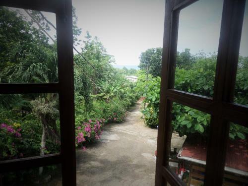 Hotel La Familia Resort And Restaurant
