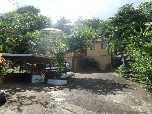 Hotel La Familia Resort And Restaurant