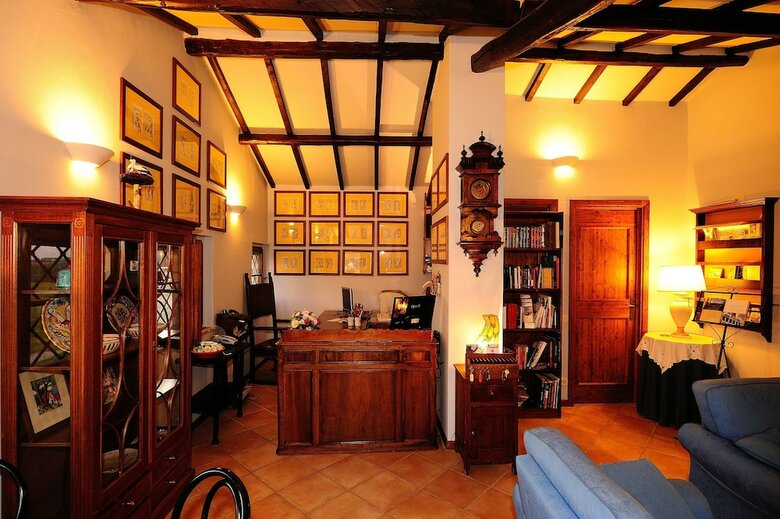 Hotel Borgo Mandoleto - Country Resort & Spa