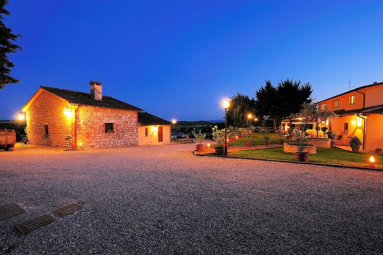 Hotel Borgo Mandoleto - Country Resort & Spa