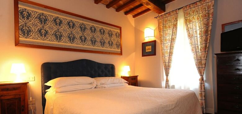 Hotel Borgo Mandoleto - Country Resort & Spa