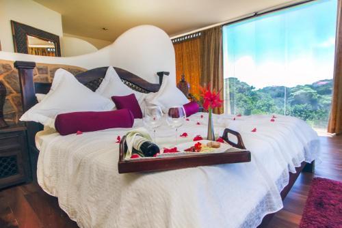 Hotel Issimo Suites