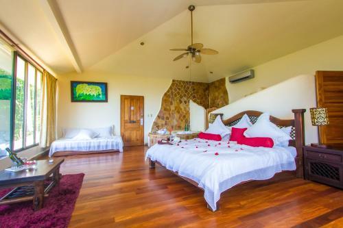 Hotel Issimo Suites
