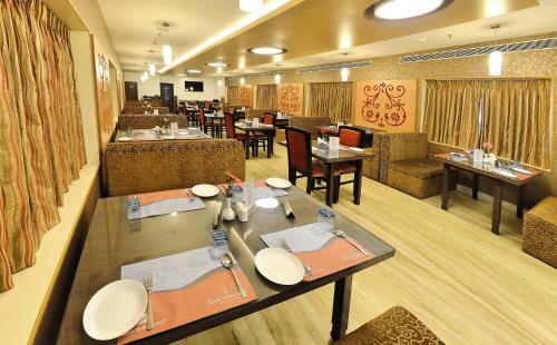 Hotel Gokulam Park