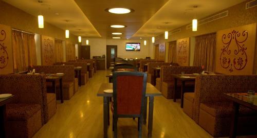 Hotel Gokulam Park