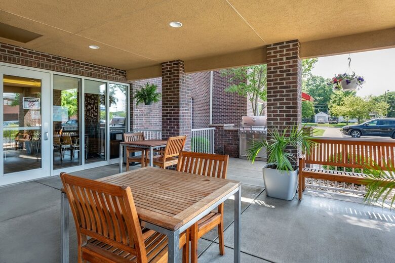 Hotel Towneplace Suites By Marriott Vincennes