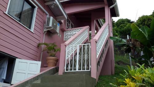 Hostal Top Ranking Hill View Guesthouse
