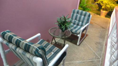 Hostal Top Ranking Hill View Guesthouse