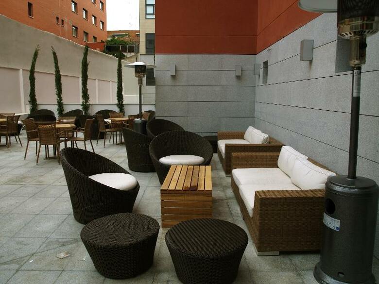 Hotel Eco Alcala Suites