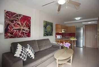 Apartamentos Altamadores