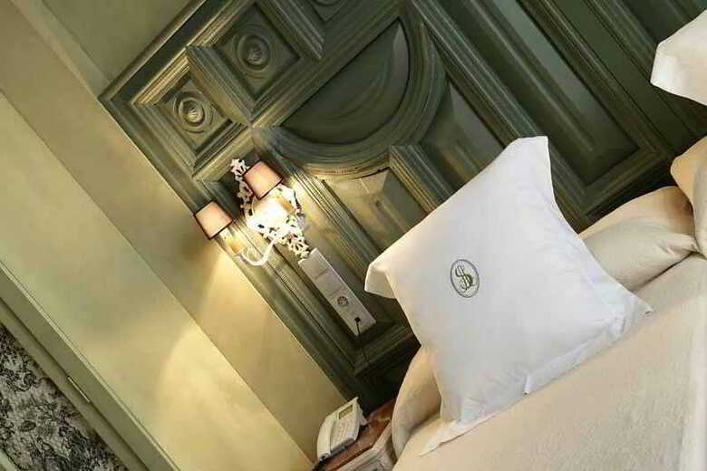 Hotel Sacrist�a De Santa Ana