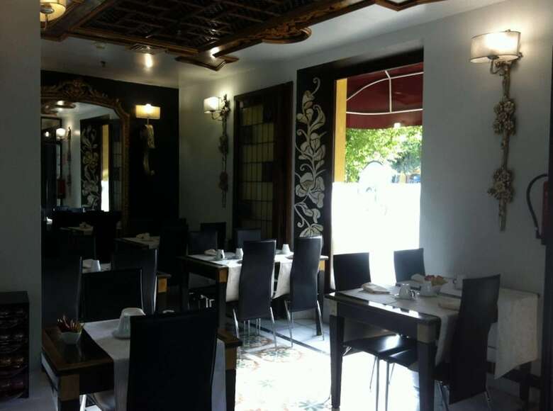 Hotel Sacrist�a De Santa Ana