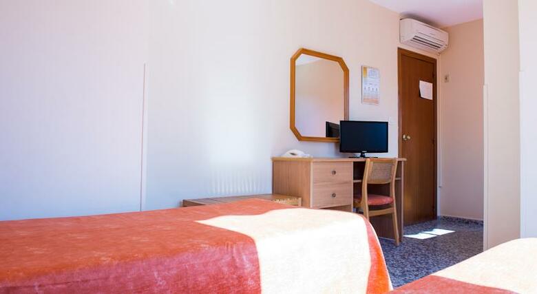 Celymar Hotel Residencia