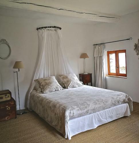 Hostal La Bousqueti�re