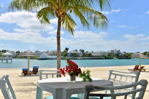 Hotel Sandyport Beaches Resort